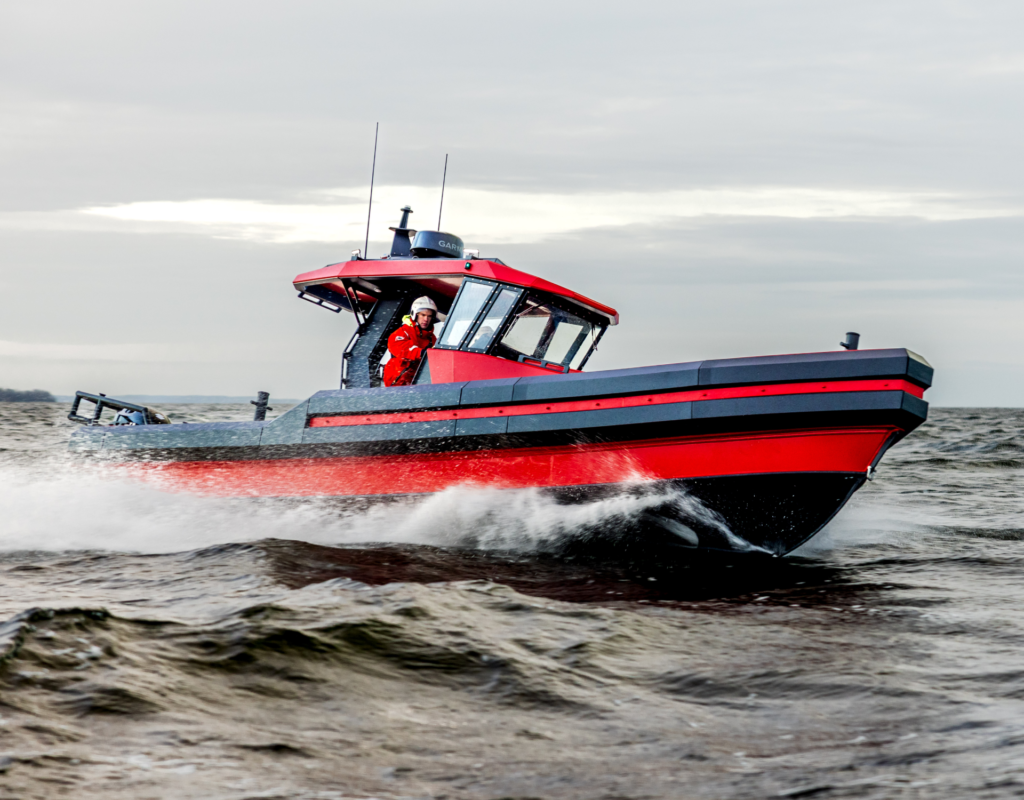 Larsen 30 PRO HDPE open-top SAR workboat render
